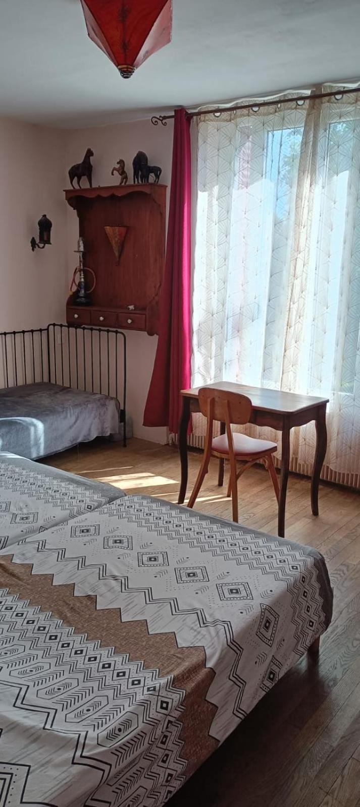 Chambre D'Hote Dans Maison Atypique Possibilite 1 Lit Supplementaire Pour 15 Euros Sancoins Esterno foto
