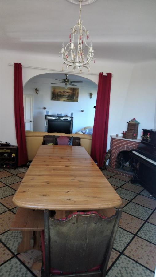 Chambre D'Hote Dans Maison Atypique Possibilite 1 Lit Supplementaire Pour 15 Euros Sancoins Esterno foto